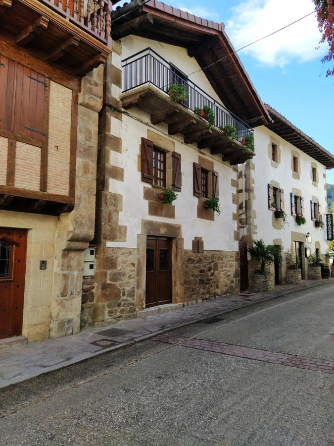 Mizkerrenea Villa Ituren Exterior foto